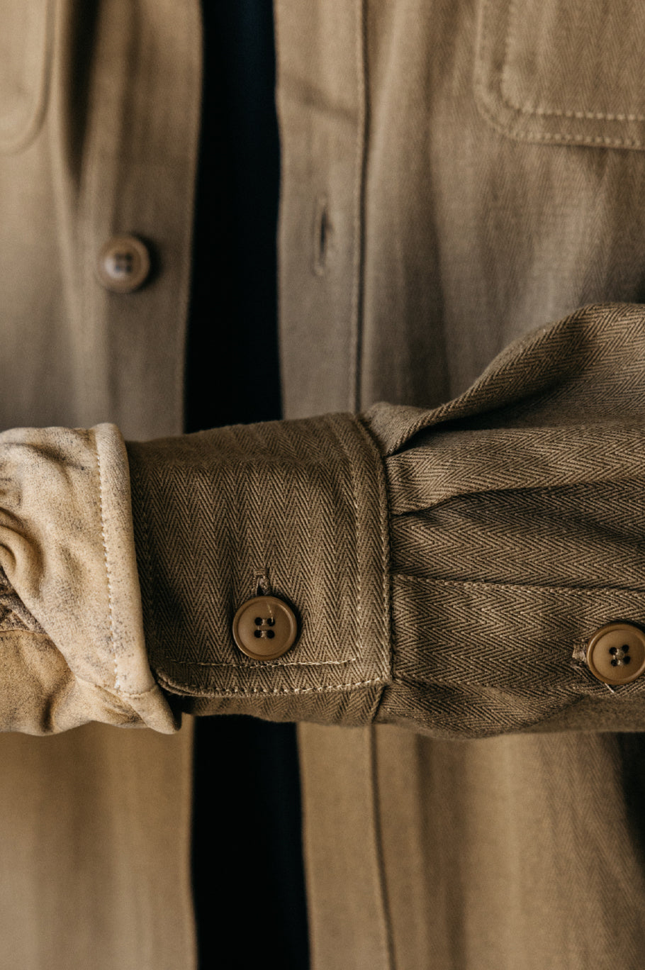 Roy Herringbone Shirt Media Shirt 05