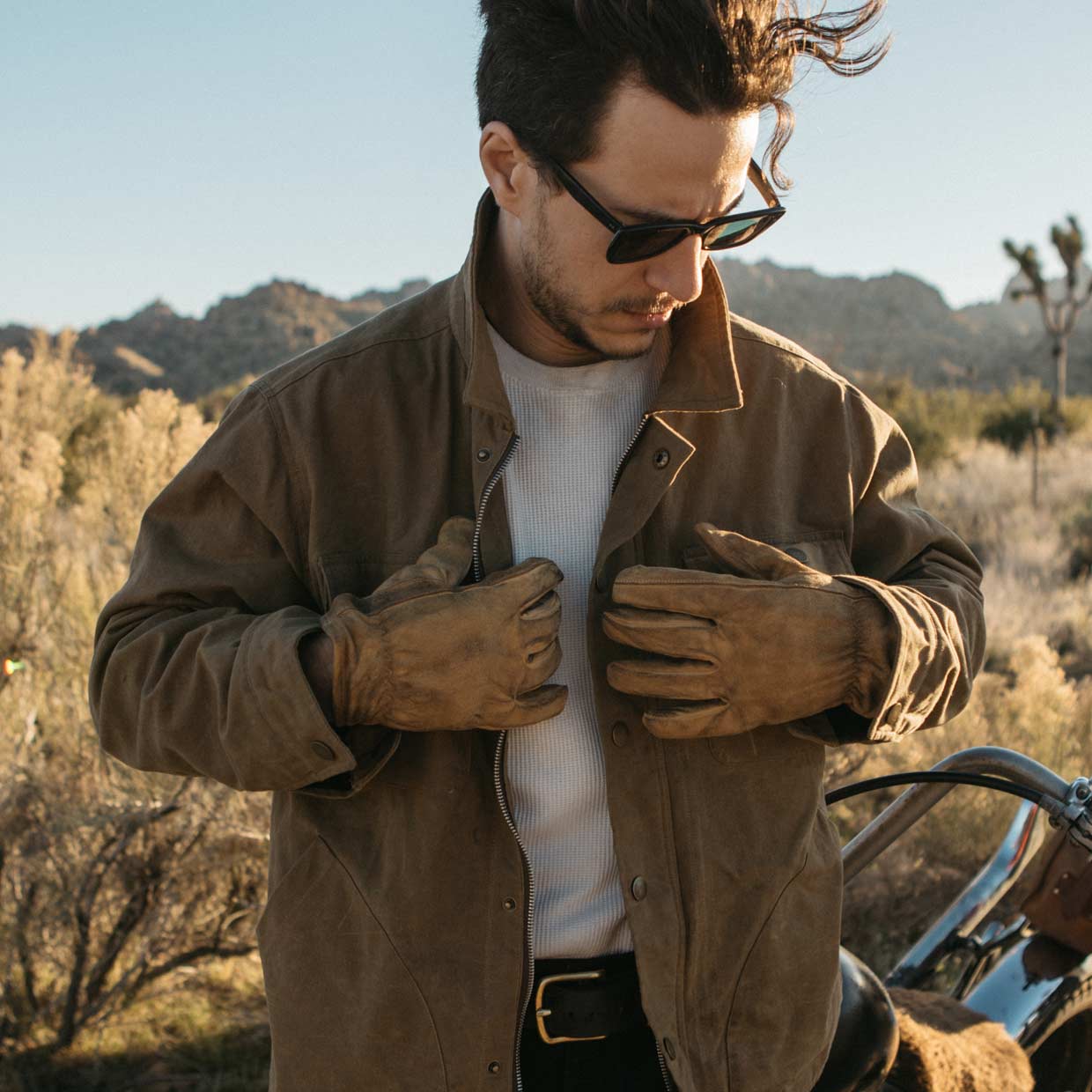 The Waylon Glove - Gold Rush